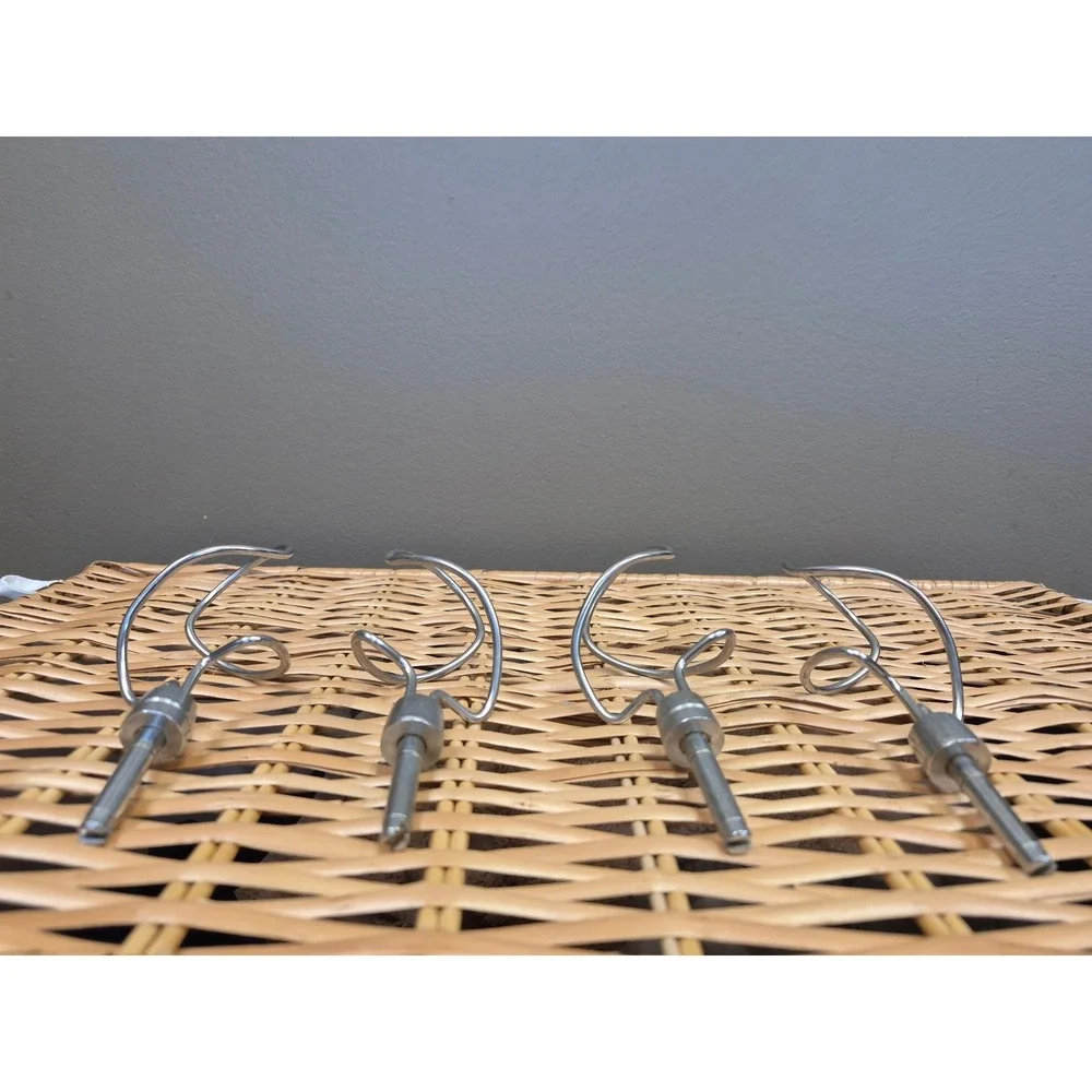 Vintage Figure 8 Dough Hooks Hand Mixer Beaters Replacement Attachments Set of 4
